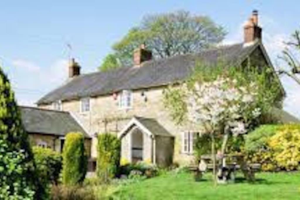Villa The Retreat à Chelwood Gate Extérieur photo